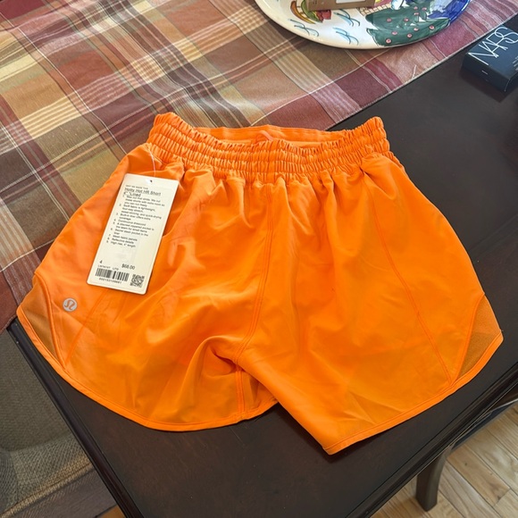 lululemon athletica Pants - Lululemon extremely rare orange 4 inch Hotty Hot HR short!